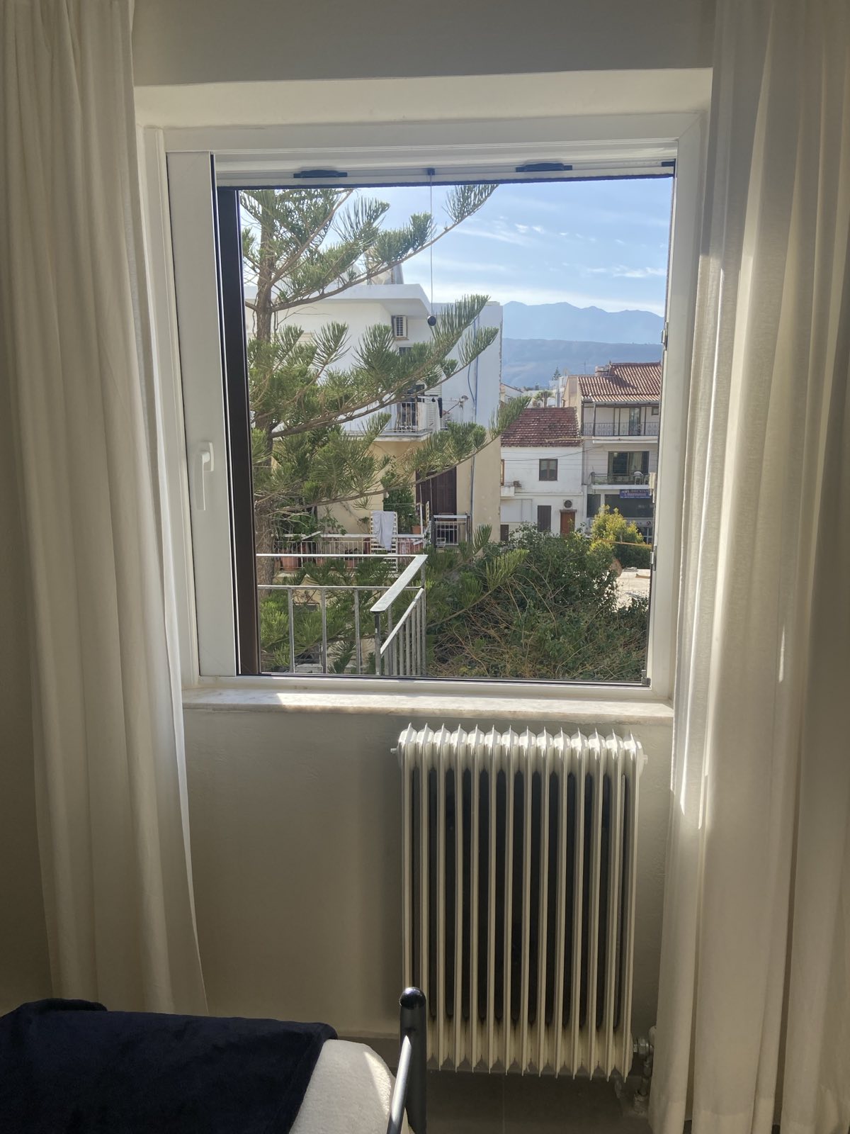 0-02-05-b438adbabcbd8bd491b6f927777318df524ebc8ab7aae4ba3e45e6c1d7faa9fc_f0f753ec73276b1d